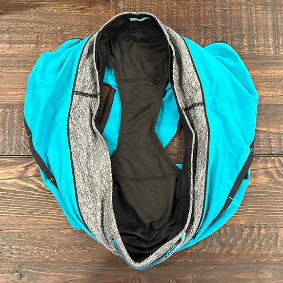 Lululemon Speed Shorts Original. - Picture 5 of 5